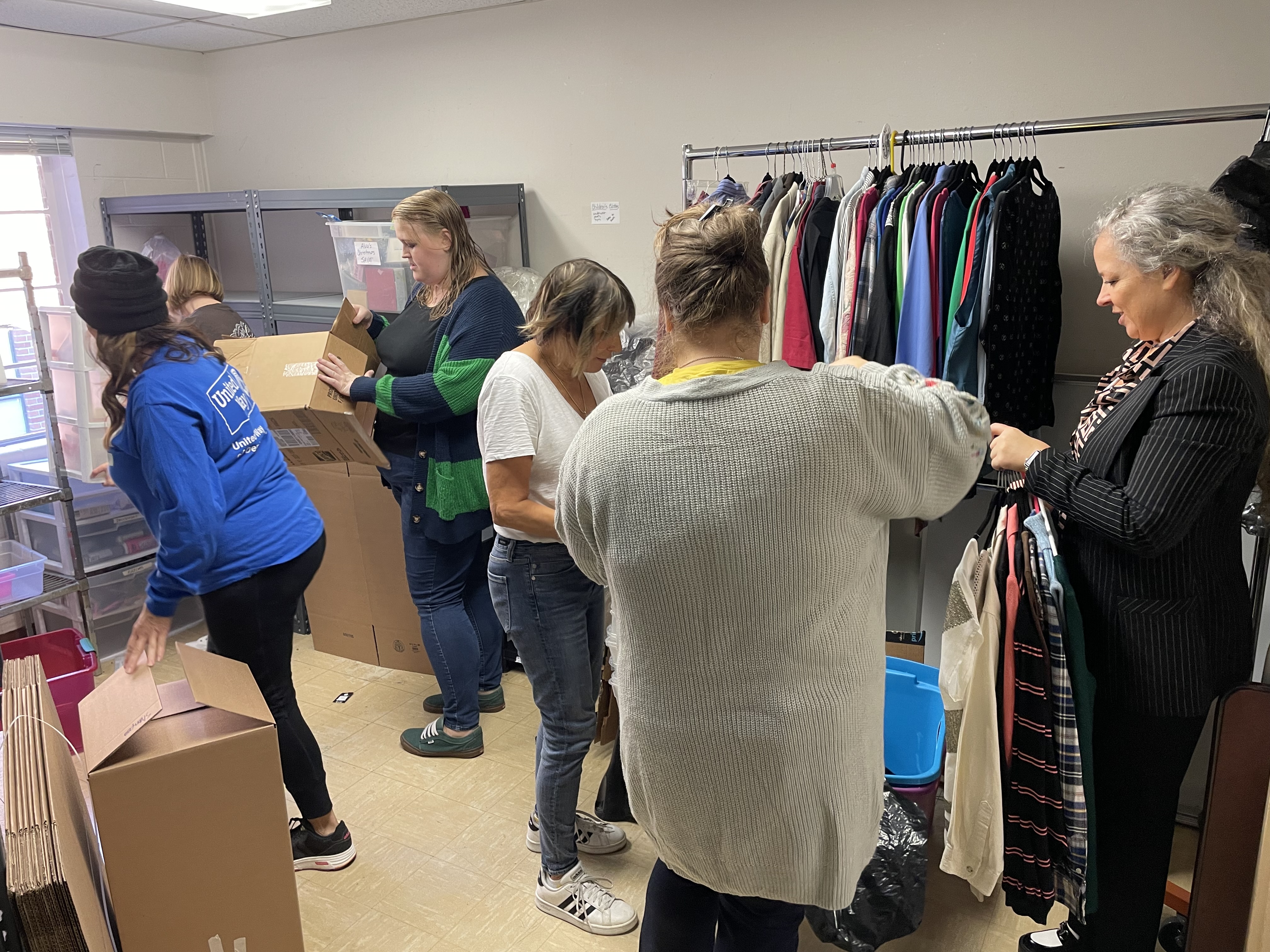 Women UNITED Members Packing Our Daily Bread